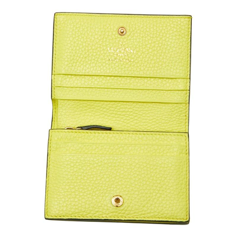 VALENTINO（ヴァレンティノ） ロックスタッズ 二つ折り財布 イエロー