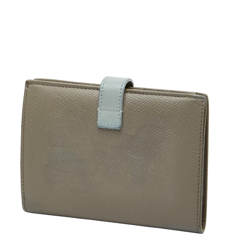 ⭐︎美品　セリーヌ　ミディアムストラップウォレット　財布　レザー　ベージュ CELINE（セリーヌ） ミディアム ストラップ ウォレット 二つ折り財布