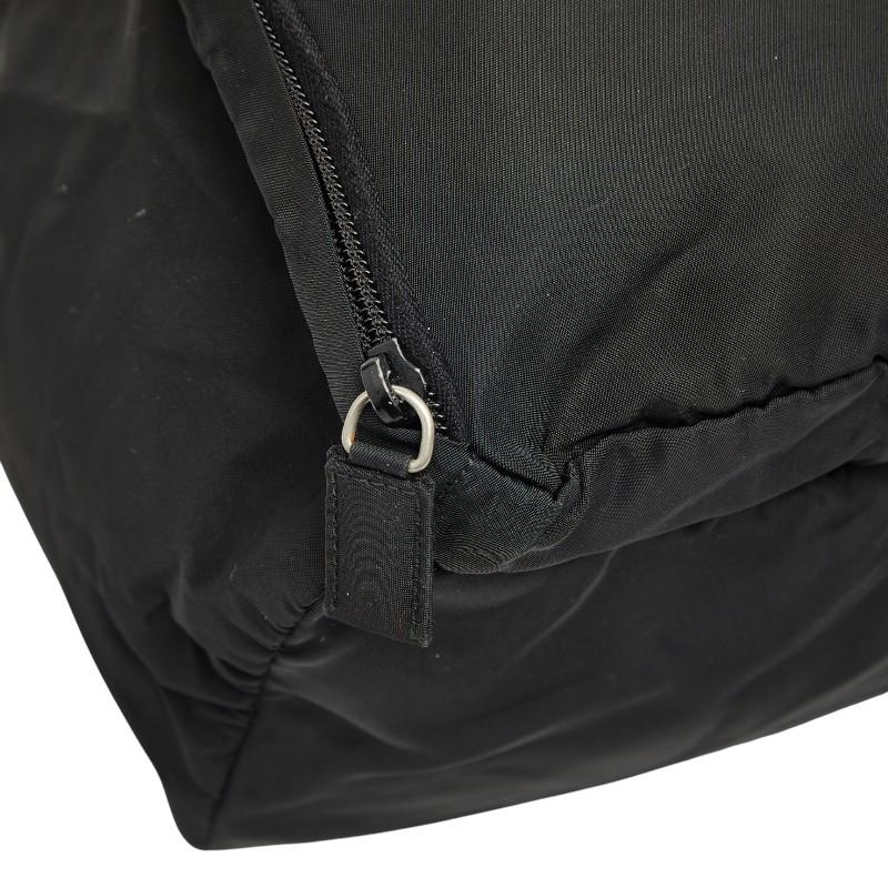 【PRADA】ミニリュック　三角ロゴプレート　ナイロン　ブラック PRADA（プラダ） 三角ロゴプレート ミニ リュック バックパック