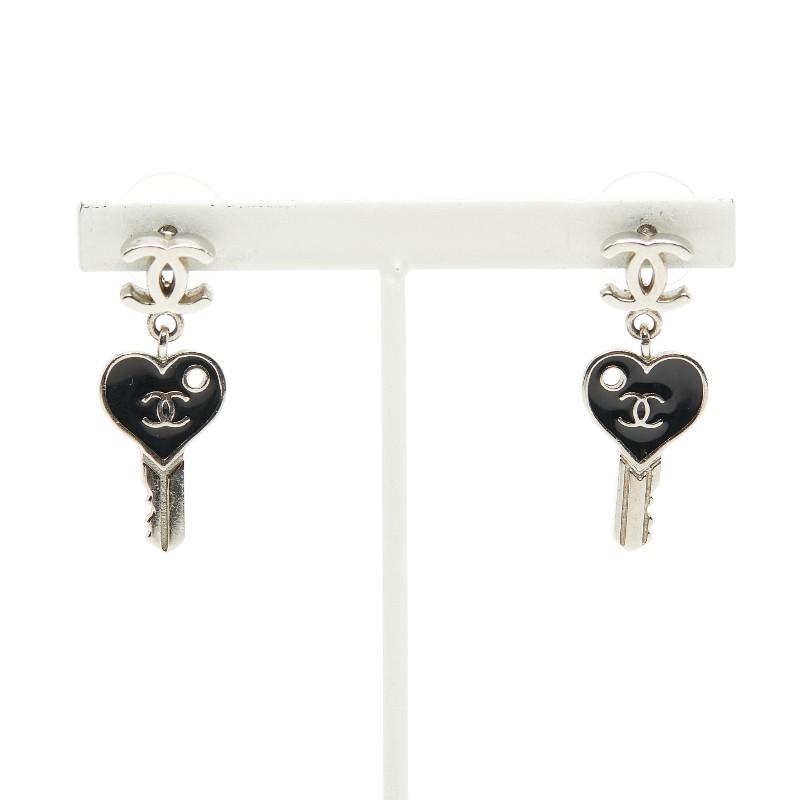 CHANEL（シャネル） ココマーク ハート キー 鍵 モチーフ ピアス