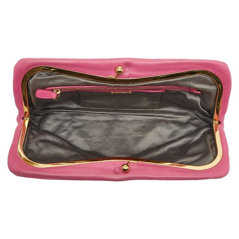 miu miu（ミュウミュウ） クラッチバッグ ピンク レザー レディース