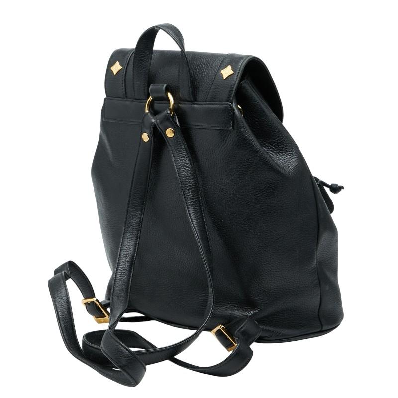 MCM（エムシーエム） エム シー エム ロゴ スタッズ リュック バック