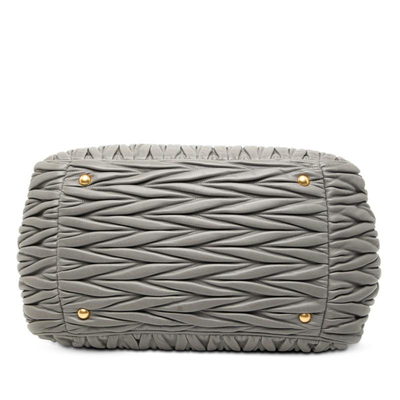 miu miu（ミュウミュウ） マテラッセ ハンドバッグ ショルダーバッグ