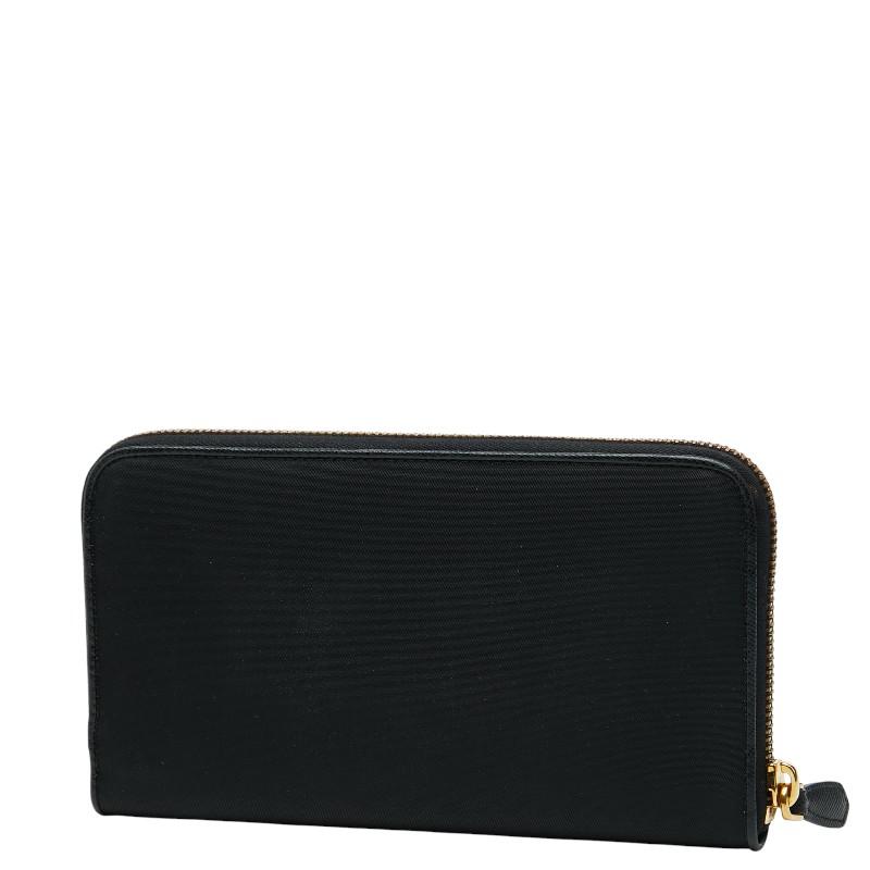 PRADA（プラダ） ラウンドファスナー 長財布 ブラック ナイロン 