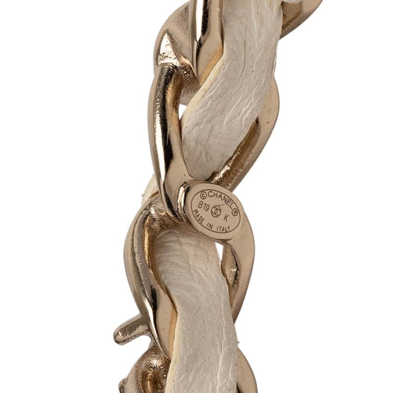 CHANEL（シャネル） フープピアス ゴールド ホワイト メッキ レザー