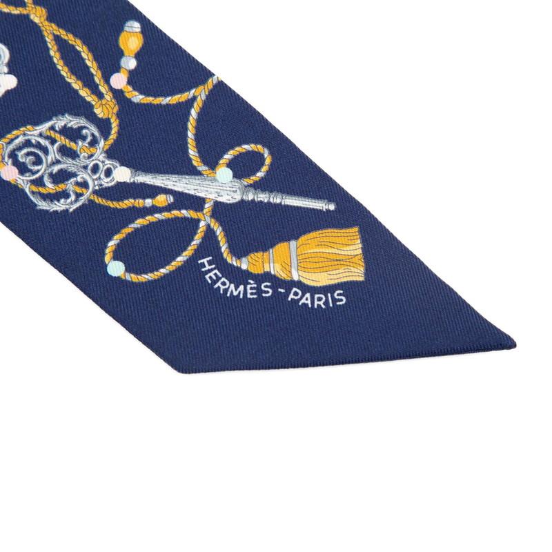 エルメス ツイリー Les Cles a Pois レ クレ ア ポア スカーフ ネイビー マルチカラー シルク レディース HERMES 【中古】の画像