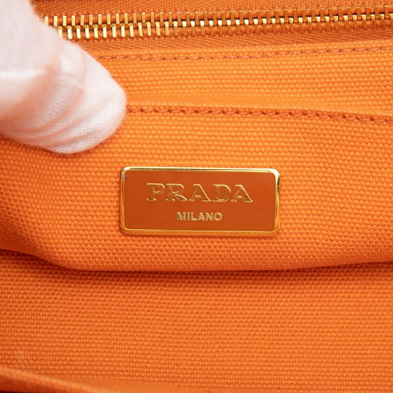 PRADA（プラダ） 三角ロゴプレート カナパM ハンドバッグ トートバッグ