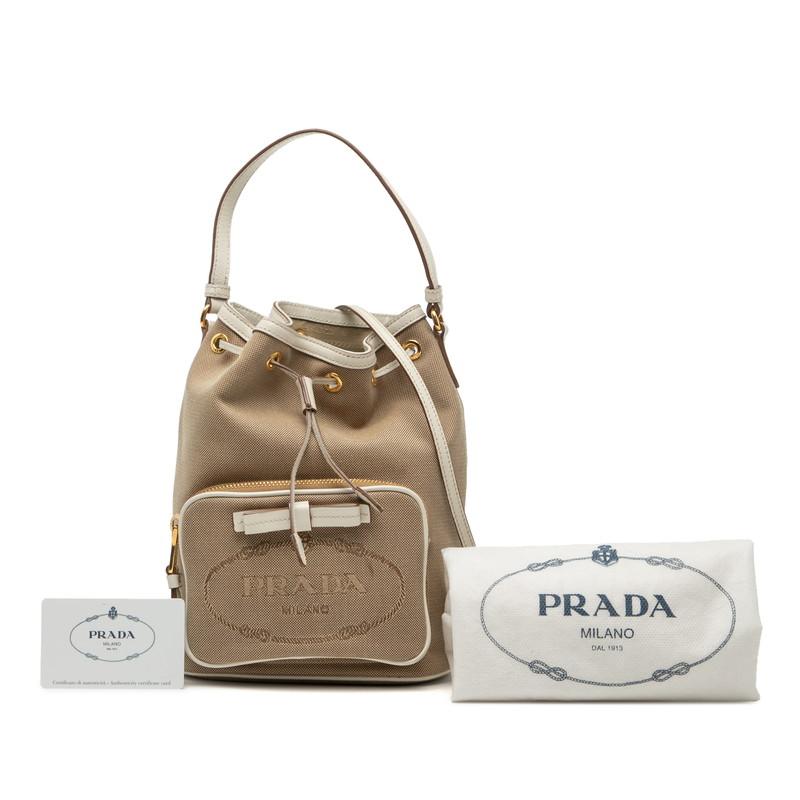 PRADA（プラダ） ロゴジャガード ハンドバッグ ショルダー 2WAY 巾着型