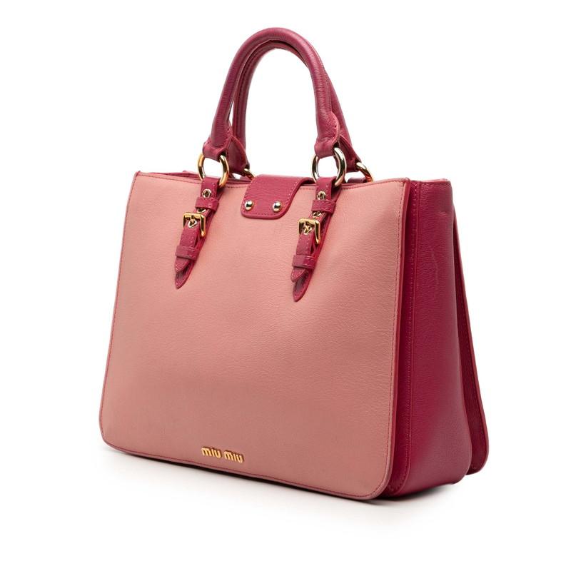 Miu Miu ピンク レザー ハンドバッグ miu miu（ミュウミュウ） ロゴ ハンドバッグ ショルダーバッグ ピンク