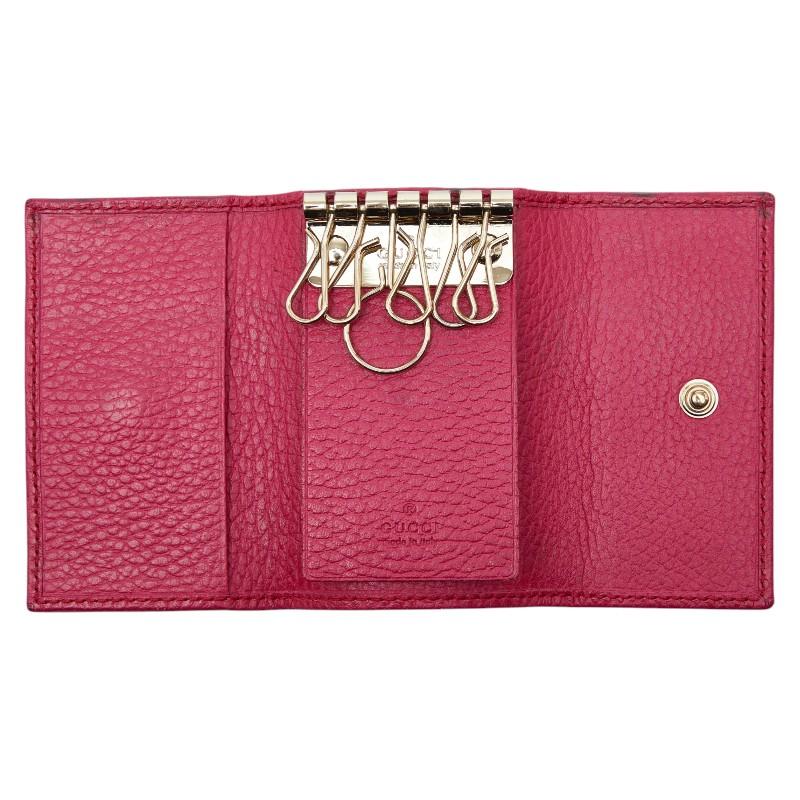 GUCCI GGロゴ付きキーケース ピンク Gucci GGパターン ピンクレザーキーケース 【公式通販】