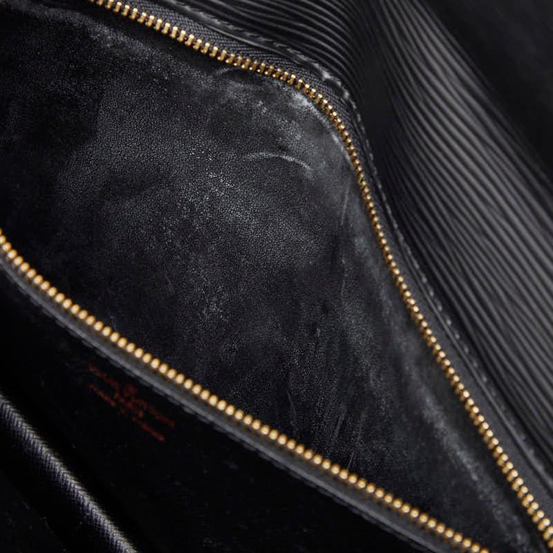 LOUIS VUITTON（ルイ・ヴィトン） ルイ ヴィトン エピ ポシェット