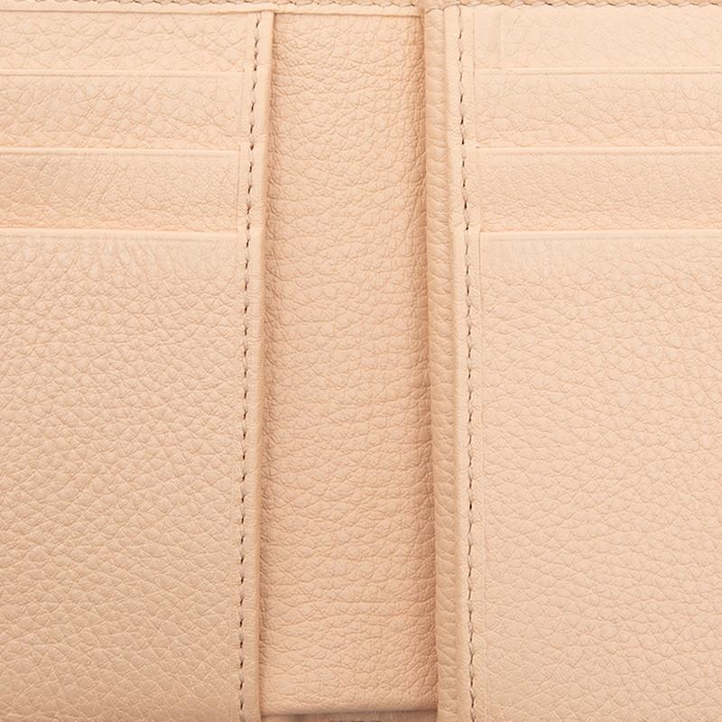 GUCCI（グッチ） GGエンブレム 二つ折り財布 ミディアムウォレット