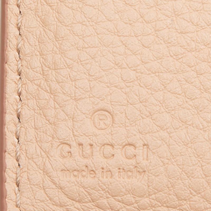 GUCCI（グッチ） GGエンブレム 二つ折り財布 ミディアムウォレット