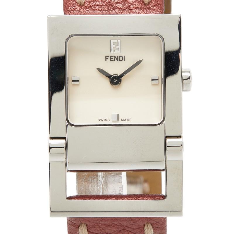 フェンディ オロロジ 腕時計 5200L クオーツ ベージュ文字盤 ステンレススチール レディース FENDI 【1-0261930】 FENDI（フェンディ） オロロジ 腕時計 5200L クオーツ ベージュ文字盤