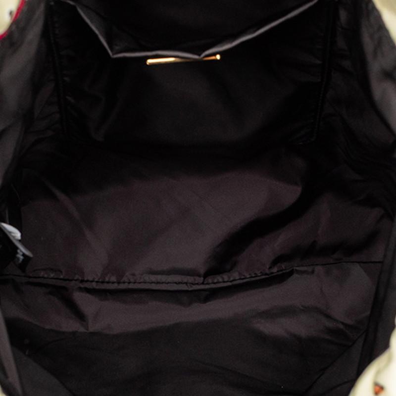 PRADAプラダ 三角ロゴ 白タグ ボディバッグ ウエストポーチ 巾着 黒 すぐ届く PRADA プラダ 三角ロゴ メンズ ボディ/ウエストバッグ (PRADA