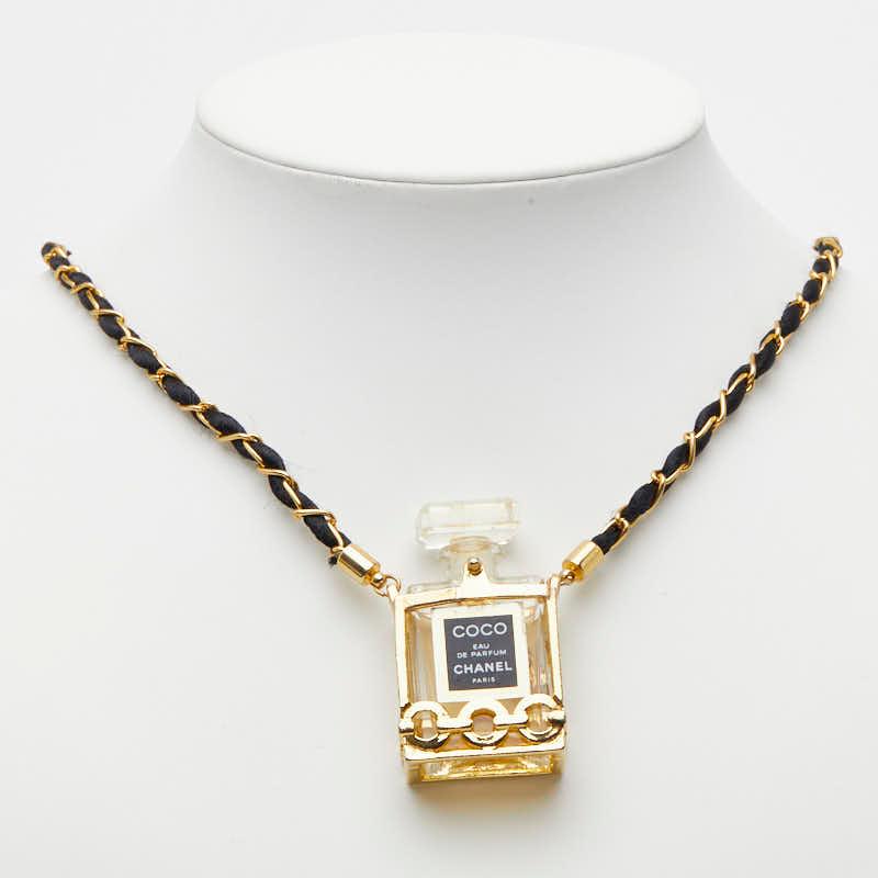 CHANEL（シャネル） 香水瓶 パフューム ボトル モチーフ チェーン 