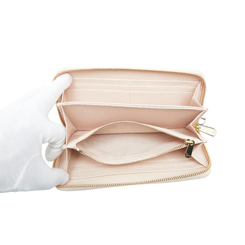 美品 ディオール カナージュ レディ ディオール ヴォヤジュール ラウンドファスナー 長財布 レザー レディース Dior 【1-0263073】 ディオール カナージュ レディ ヴォヤジュール ラウンドファスナー 長