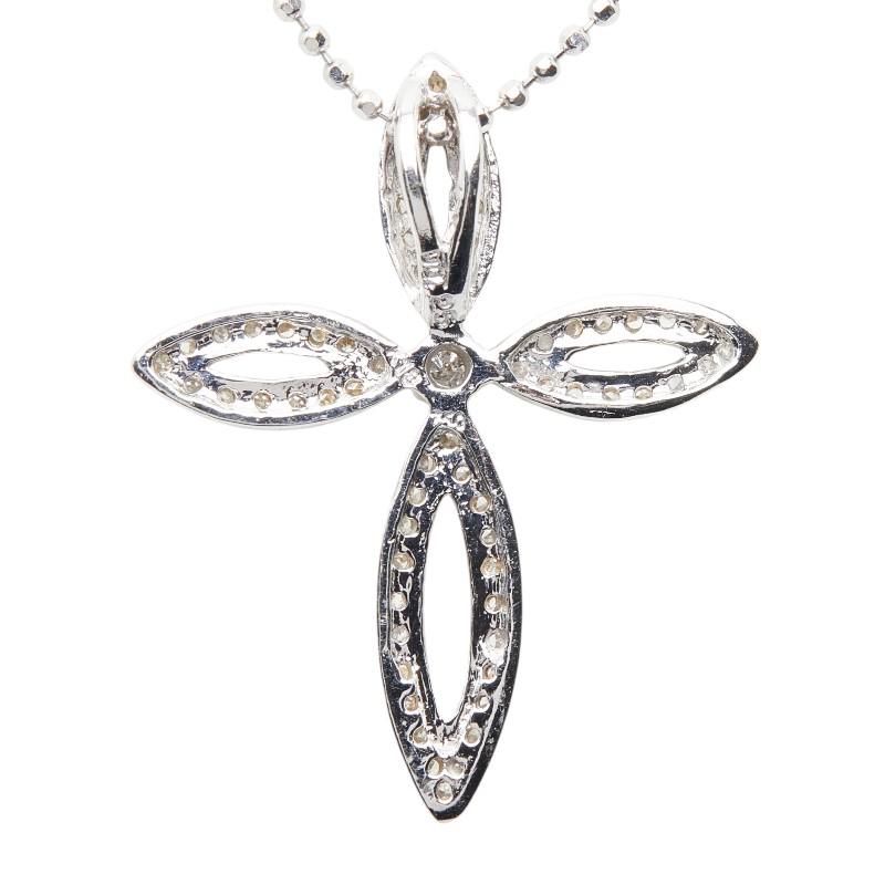 K18WG ホワイトゴールド ダイヤ0.25ct クロスモチーフ ペンダント