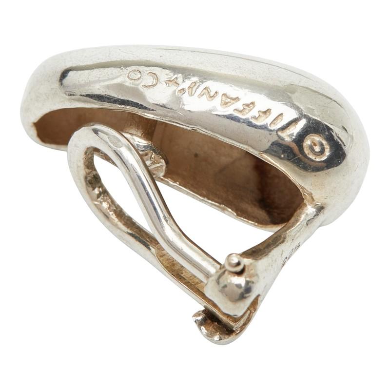 TIFFANY&Co.（ティファニー） ティアドロップ イヤリング SV925