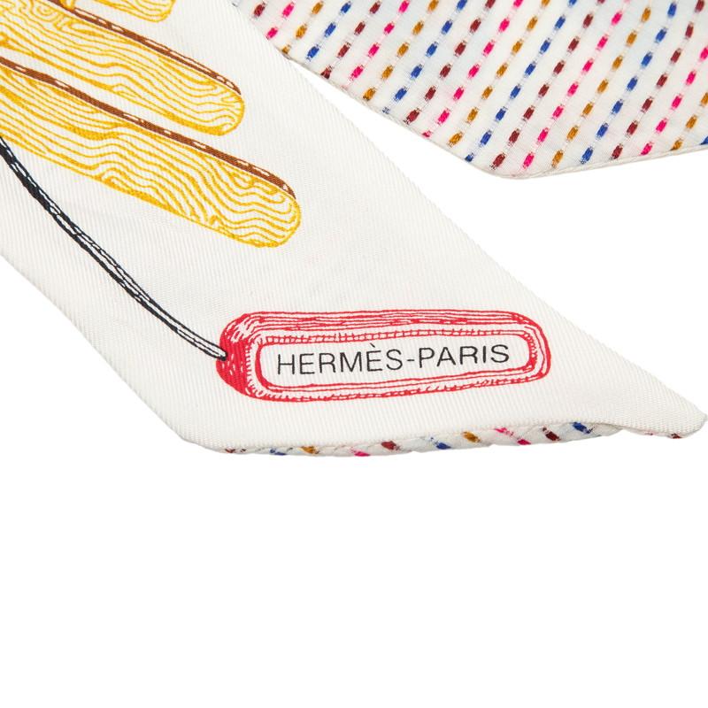 HERMES（エルメス） ツイリー Chevaloscope Neon シュヴァロスコープ