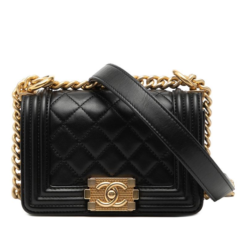 CHANEL（シャネル） ボーイシャネル ココマーク マトラッセ 斜め掛け 