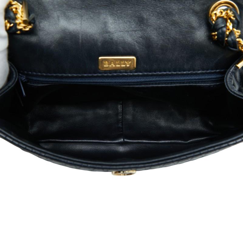Bally（バリー） キルティング 斜め掛け チェーン ショルダーバッグ