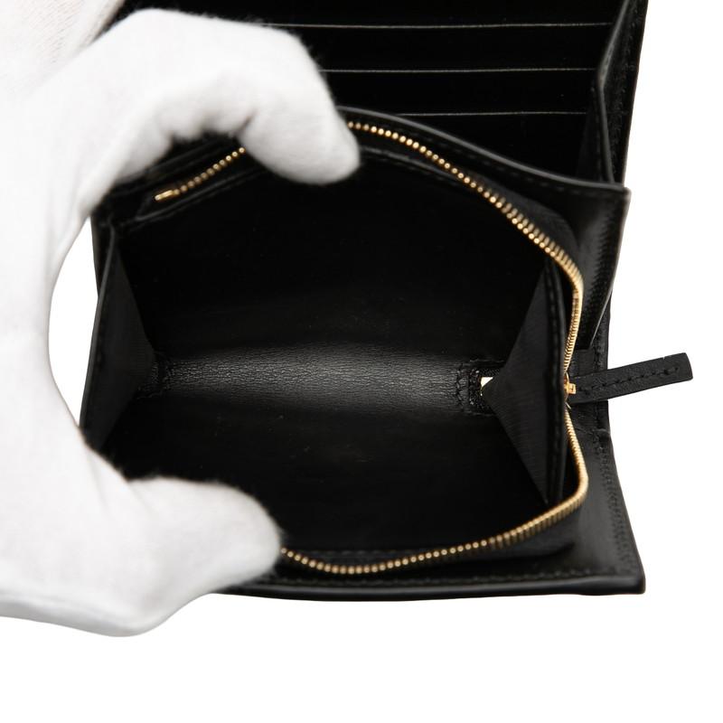 美品 グッチ GGマトラッセ GGロゴ 二つ折り財布 723799 レザー レディース GUCCI 【1-0265570】 GUCCI（グッチ） GGマトラッセ GGロゴ 二つ折り財布 723799 ブラック