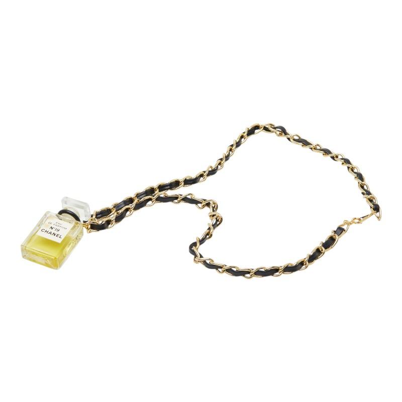 CHANEL（シャネル） NO19 香水瓶 パフュームボトル モチーフ