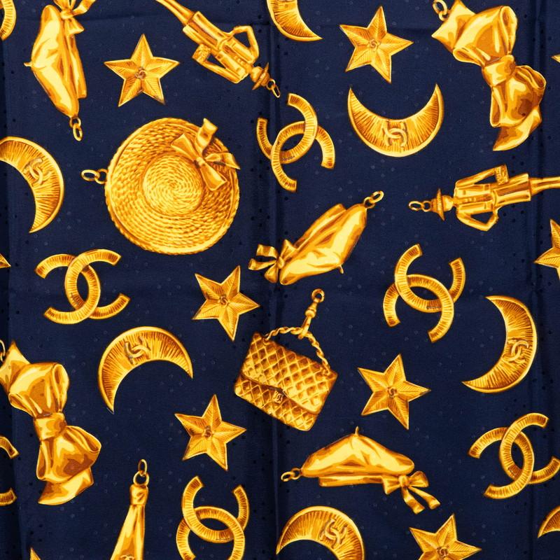 CHANEL（シャネル） ココマーク 総柄 スカーフ ネイビー イエロー