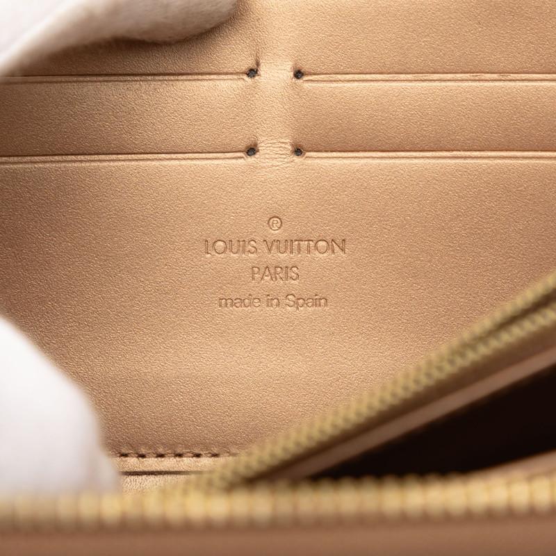LOUIS VUITTON(ルイヴィトン) 長財布 モノグラムヴェルニ ジッピーウォレット M61380 モルドレ パテントレザー（モノグラムの型押し） ルイ ヴィトン モノグラム ヴェルニ ジッピーウォレット 長財布 M61380