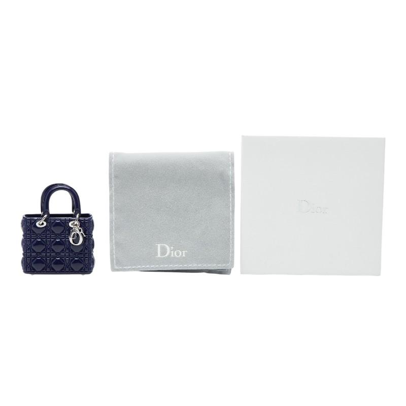 Dior ボディバッグ CDダイヤモンド　ネイビーブルー　美品　レア Dior(ディオール)の大注目シリーズ『CD Diamond(CD ダイヤモンド)』を