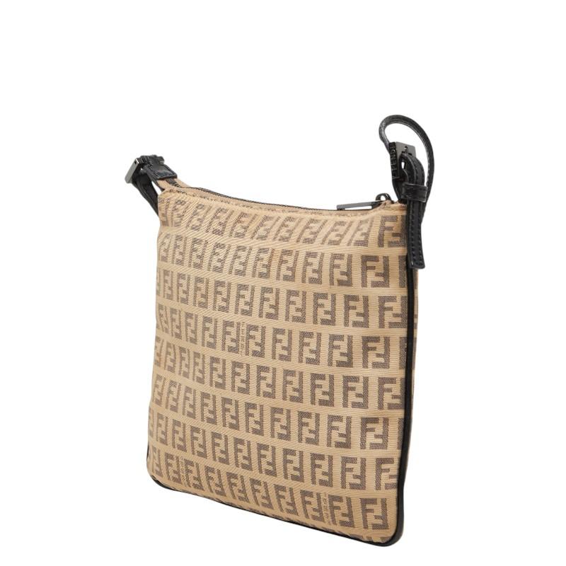 FENDI（フェンディ） ズッキーノ 斜め掛け ショルダーバッグ 8BT047