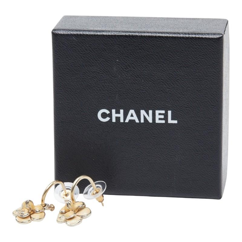 CHANEL（シャネル） ココマーク カメリア ピアス ゴールド ベージュ