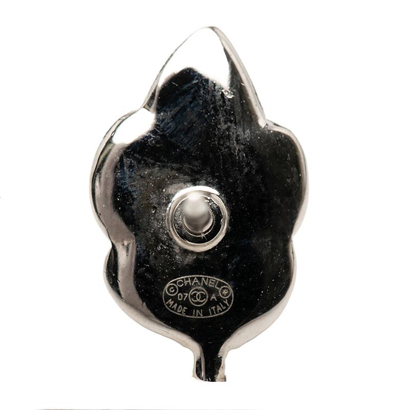A*★様 CHANEL シルバーロゴブローチ CHANEL（シャネル） リーフモチーフ ピンブローチ 07A刻印 シルバー