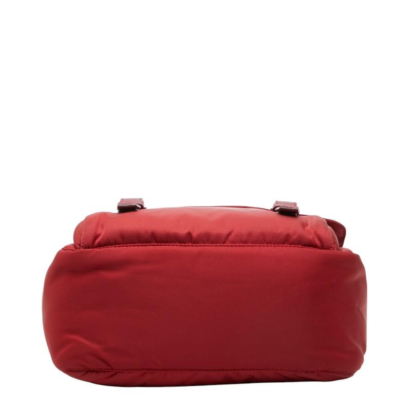 PRADA（プラダ） 三角ロゴプレート 斜め掛け ショルダーバッグ レッド