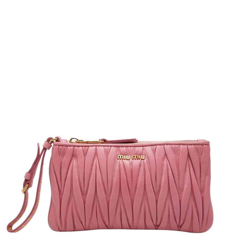 miu miu（ミュウミュウ） マテラッセ ロゴ ギャザー ポーチ クラッチ