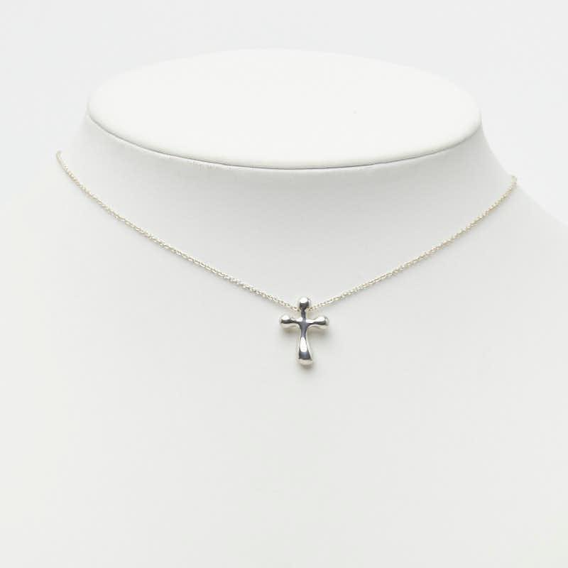 TIFFANY&Co.（ティファニー） スモールクロス ネックレス SV925