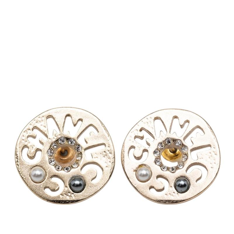 CHANEL（シャネル） ロゴ ピアス A19C ゴールド メッキ フェイクパール