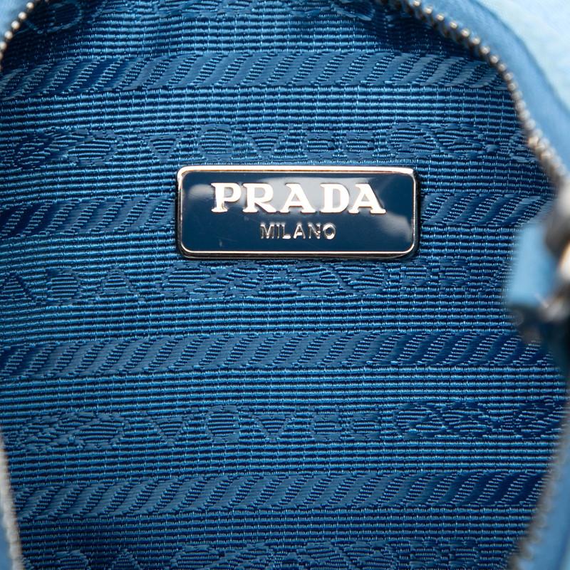 PRADA（プラダ） 三角ロゴプレート チェーン ハンドバッグ ショルダー