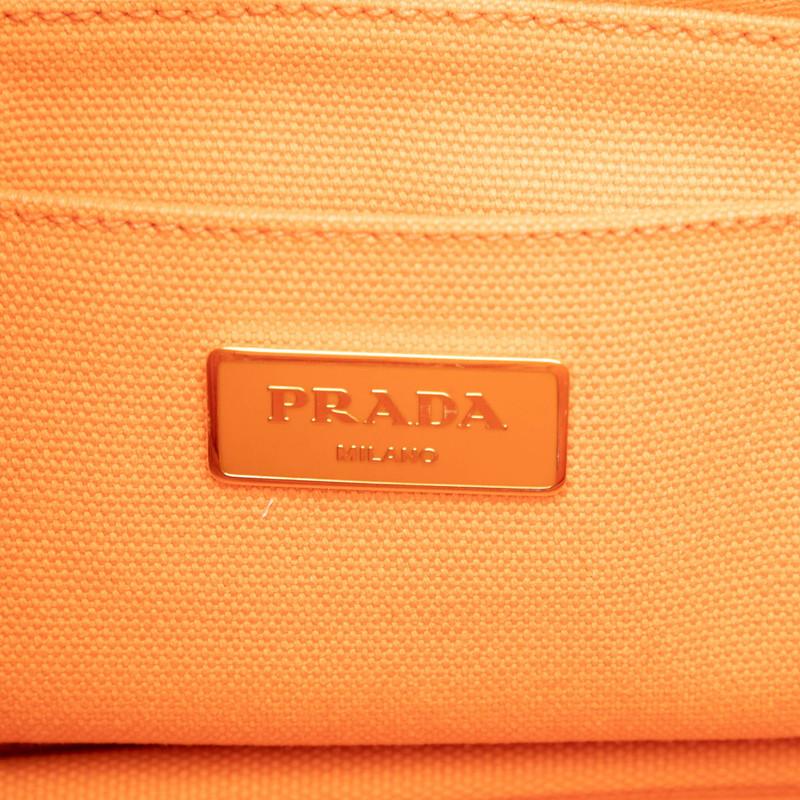PRADA（プラダ） 三角ロゴプレート カナパ ミニ ハンドバッグ オレンジ
