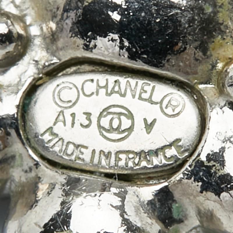 シャネル スタッドピアス A13V シルバー メタル ビジュー レディース CHANEL 【中古】の画像