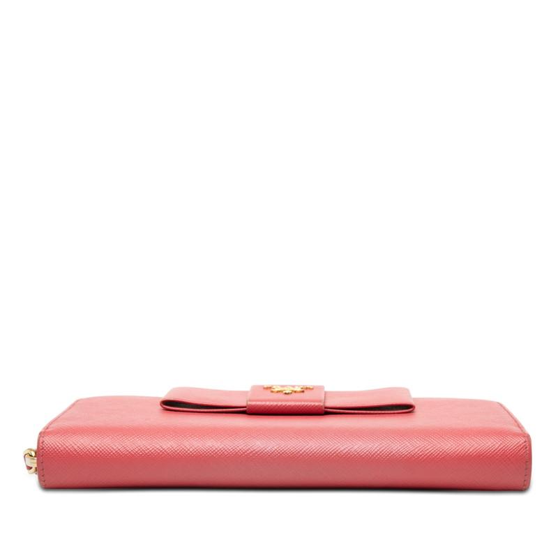 美品　PRADA サフィアーノ　フィオッコ　ラウンドファスナー　ベージュ PRADA（プラダ） フィオッコ ラウンドファスナー 長財布 ピンク