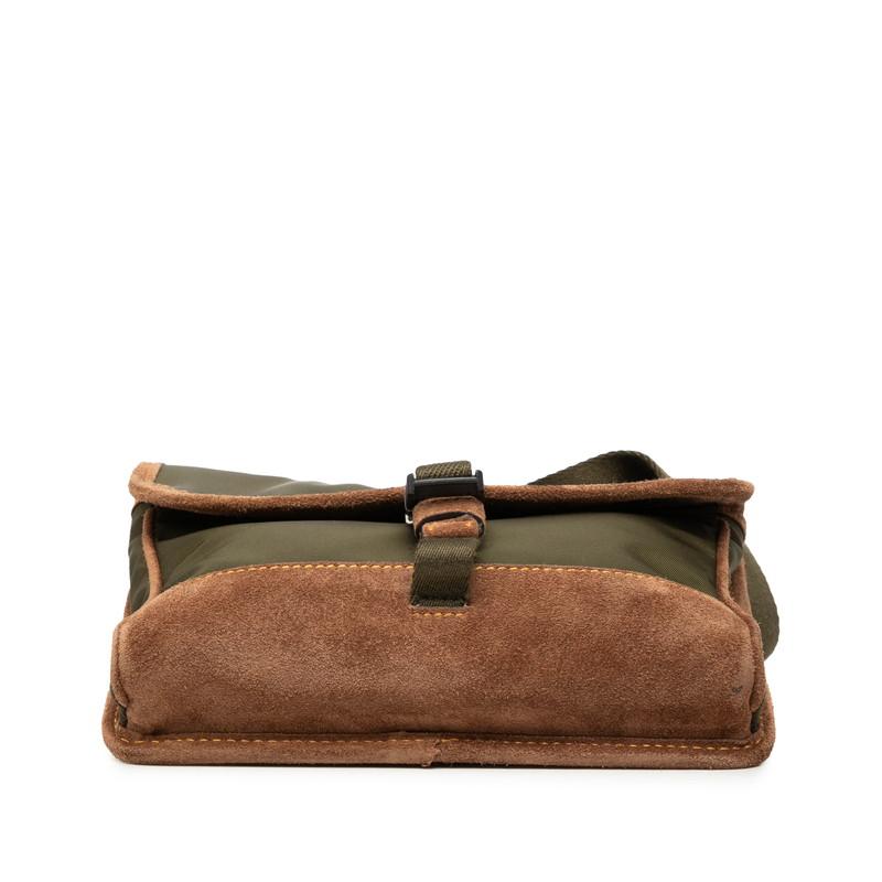プラダ 三角ロゴプレート リナイロン ショルダーバッグ スマートフォンケース 2ZH108 ナイロン レディース PRADA 【1-0271867】 PRADA（プラダ） 三角ロゴプレート リナイロン ショルダーバッグ