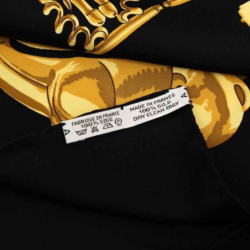 HERMES（エルメス） カレ90 LES CAVALIERS D'OR 黄金の騎士 スカーフ