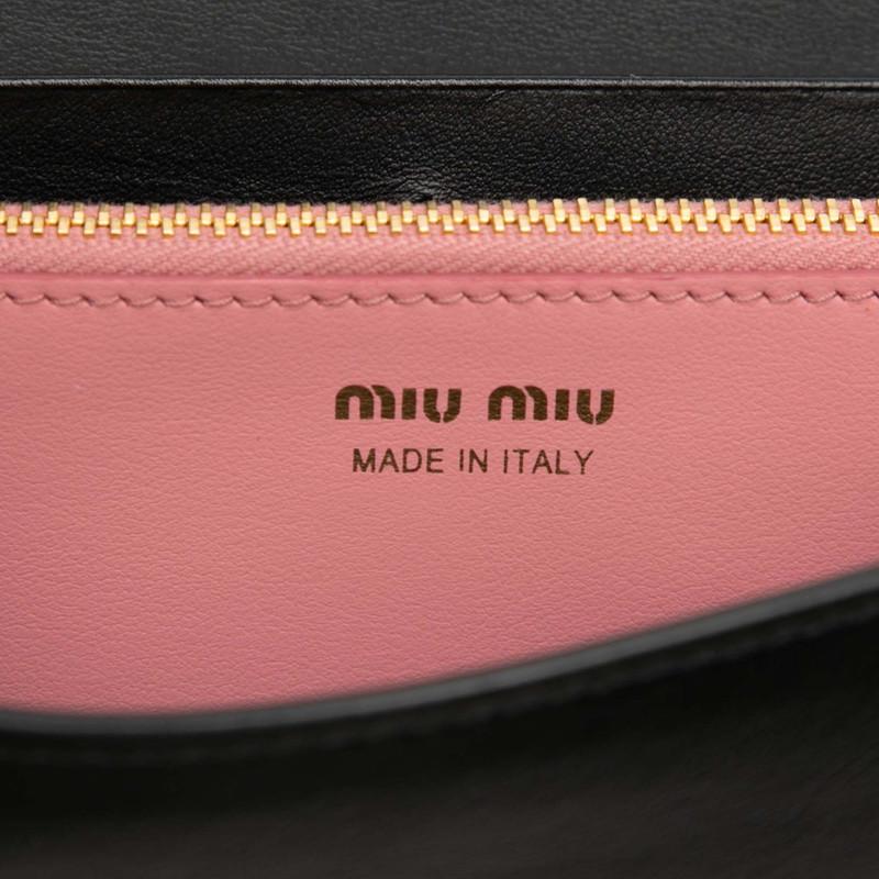 miu miu（ミュウミュウ） リボン 二つ折り 長財布 ブラック ピンク
