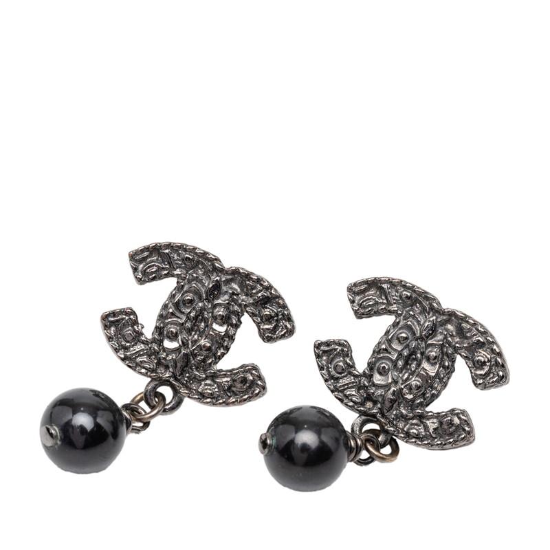 CHANEL（シャネル） ココマーク スタッドピアス 08A シルバー ブラック