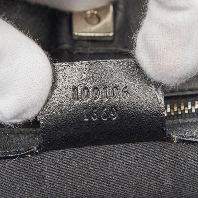 GUCCI（グッチ） GGキャンバス 斜め掛け ショルダーバッグ 109106