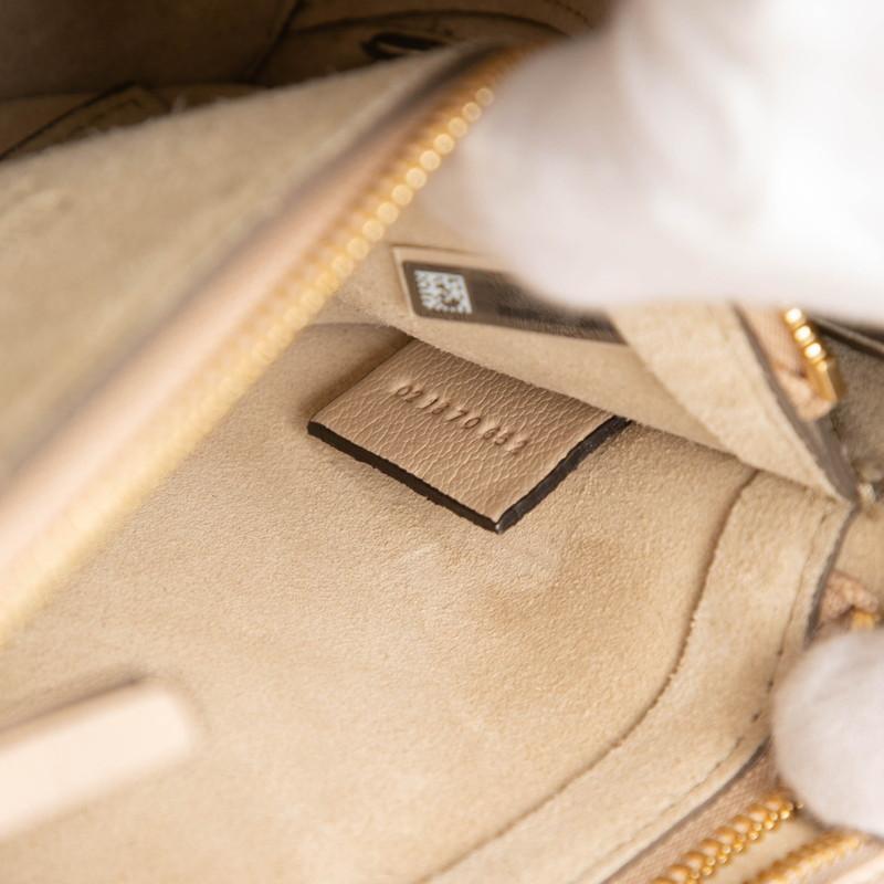 Chloe クロエ　ピクシー　ハンドバッグ　スウェードレザー　ゴールド金具 Chloe（クロエ） ピクシー ハンドバッグ ショルダーバッグ 2WAY