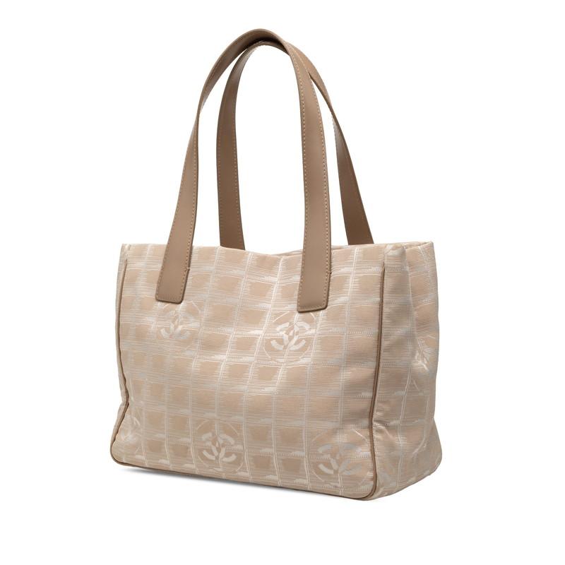 CHANEL（シャネル） ココマーク ニュートラベルPM トートバッグ