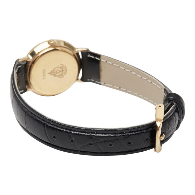 GUCCI ゴールド ブラック レザー 時計　3000 2l GUCCI（グッチ） 腕時計 3000L クオーツ ブラック文字盤 ステンレス